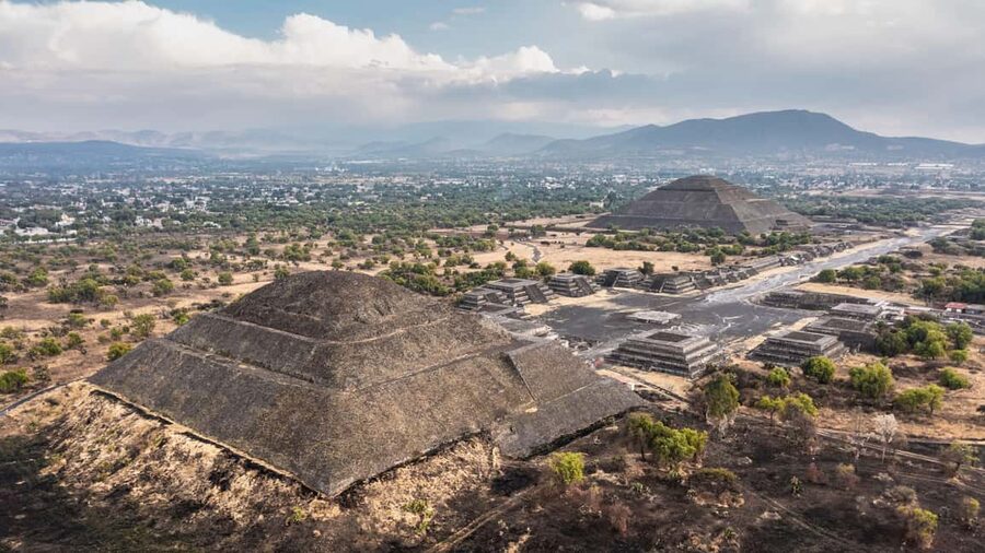 From Mexico City: Tour of Teotihuacan and Basilica of Guadalupe - Why this day trip works for first-time visitors