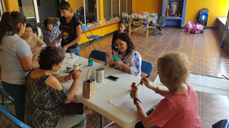 From Oaxaca: Monte Alban, Alebrijes & Black Clay Day Trip - Why the small van and guide matter