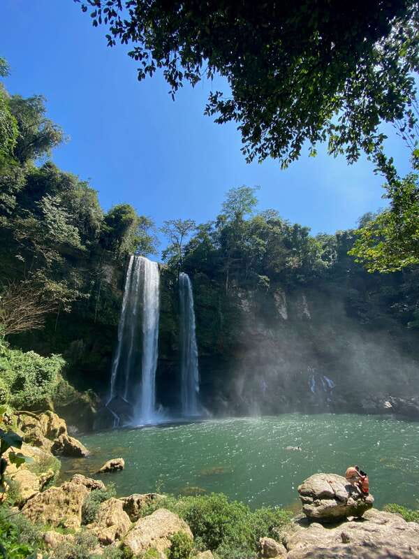 From Palenque: Waterfalls Misol-ha y Agua Azul. - Why these two waterfalls work well together