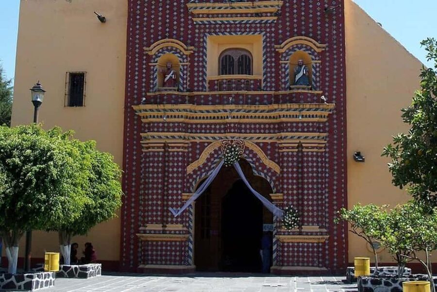 From Puebla: Guided Tour of Cholula - The Cholula archaeological zone and its layers of history