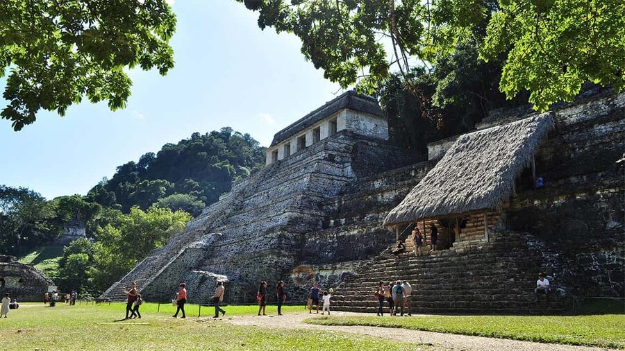 From San Cristóbal: Agua Azul and Palenque Day Trip - Palenque: the reason to accept the early start