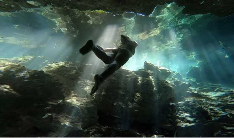 From Tulum: Tulum, Cenote and Turtle Swim Tour at Akumal - Snorkeling with turtles at Akumal