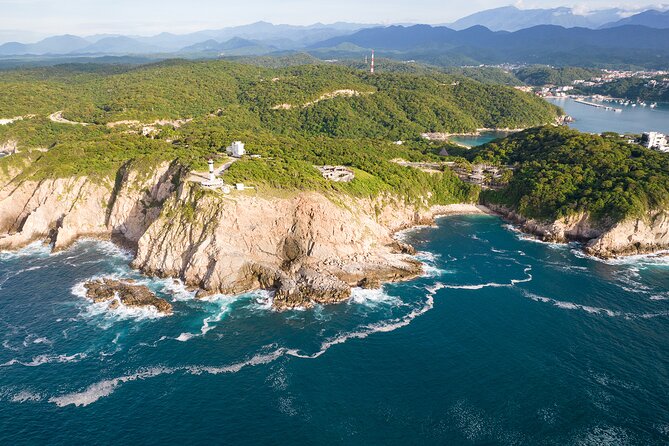 Full Day Tour of the Bays of Huatulco - Chachacual and the snorkeling stop