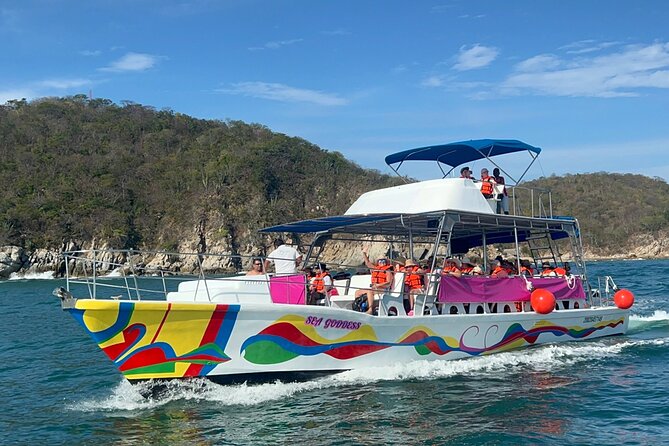 Full Day Tour of the Bays of Huatulco - Santa Cruz Bay and Huatulco’s past