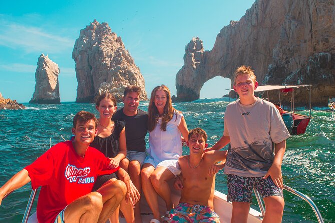Glass-bottom boat tour to the Arch + beach time - Is the small glass panel worth expecting?