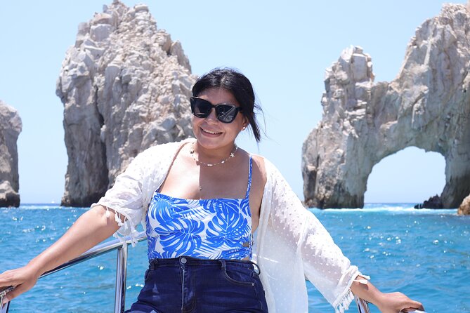Group tour of the Cabo San Lucas Arch - Leaving D Dock in the Cabo marina