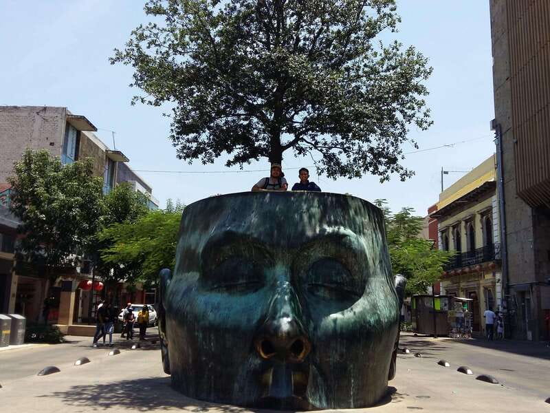 Guadalajara: Culture, Architecture, and Market Walking Tour - Guadalajara Cathedral and the first twenty minutes