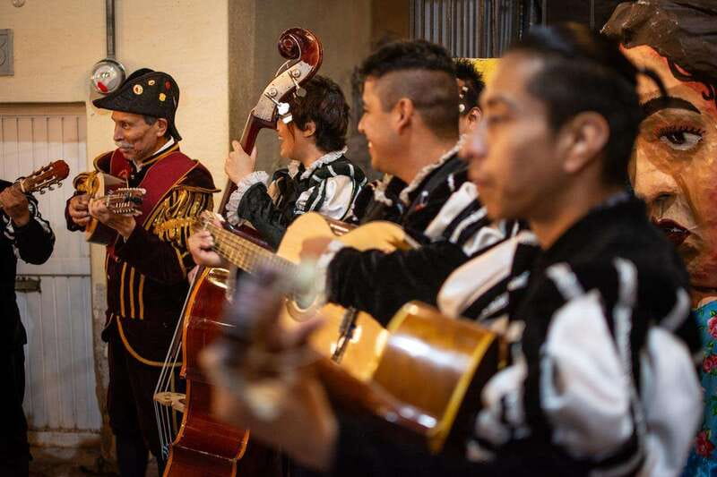 Guanajuato: Night Walk with the Estudiantina - Practical advice for a smoother night