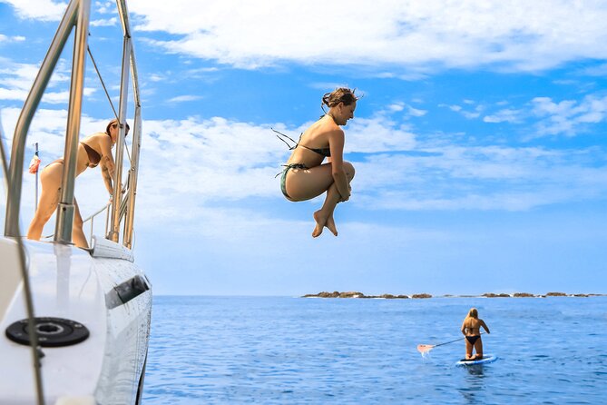 Half Day Cabo Snorkel Adventure with Lunch and Open Bar - The second bay gives you a choice