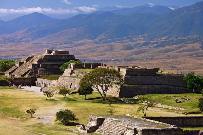 Half day tour to Monte Albán - What the $32.78 price really covers