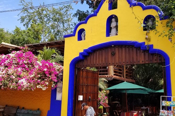 Half-Day Tour to Tequila Factory and Villages from Mazatlan - The guides make a real difference