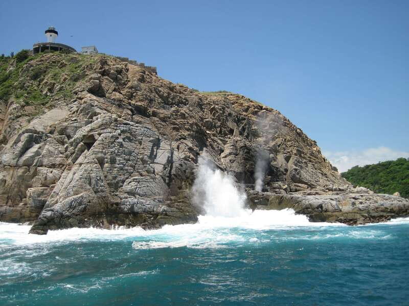 Huatulco: Premium Boat Tour with snorkel experience. - Who will enjoy this boat tour most
