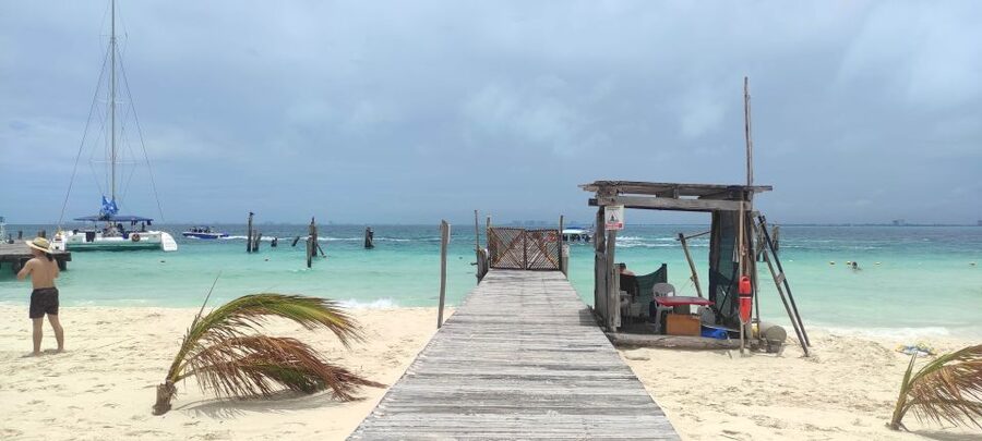 Isla Mujeres: Catamaran with Open Bar, Snorkeling and Lunch - Who will enjoy this most?