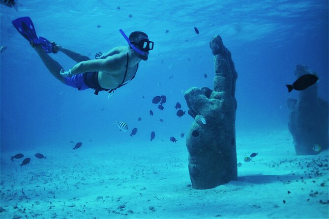 Isla Mujeres Luxury Sailing: Adults Only or Family Friendly - Adults Only or Family Friendly?