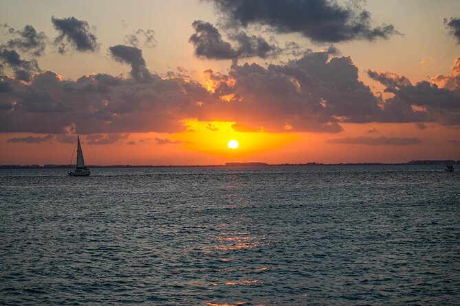 Isla Mujeres Sunset Cruise and Tour from Cancun - Isla Mujeres downtown gives you a short taste of island life