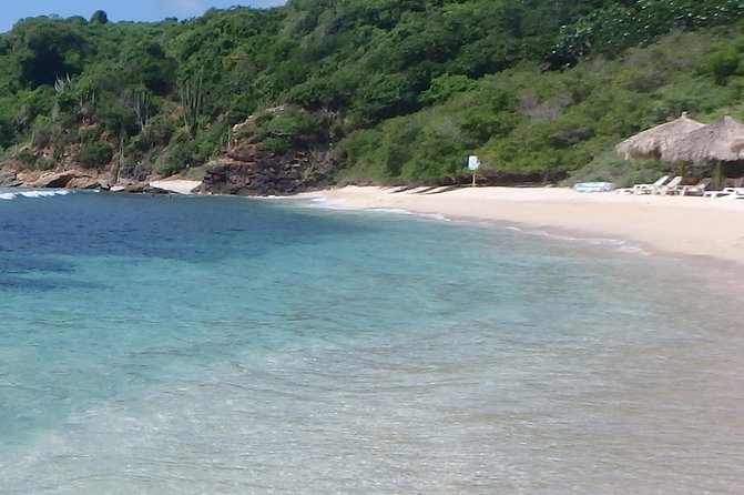 Ixtapa Island Tour - Playa Linda lagoon, a short wildlife walk first