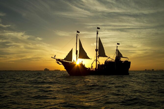 Jolly Roger Pirate Show and Dinner in Cancun - Key things to know before you sail