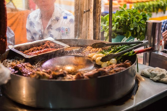Journey Through La Merced - Three hours of eating through La Merced