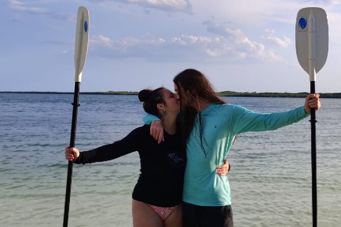 Kayak TOUR POR Laguna Nichupte Cancun - Mangrove channels, birds, fish, and the chance of a stingray