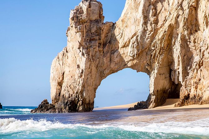 Land’s End Experience – Arch, Beaches & Marine Life - Cabo’s Arch is worth seeing from the water