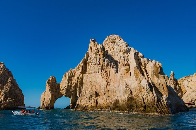 Land’s End Experience – Arch, Beaches & Marine Life - Downtown Cabo San Lucas: useful freedom or shopping detour