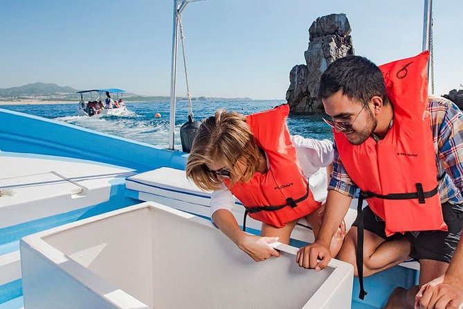 Land’s End Experience – Arch, Beaches & Marine Life - The beach stop comes with real conditions