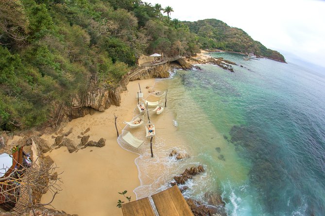 Las Caletas Beach & Adventure Park with buffet lunch and open bar - Buffet lunch and the open bar