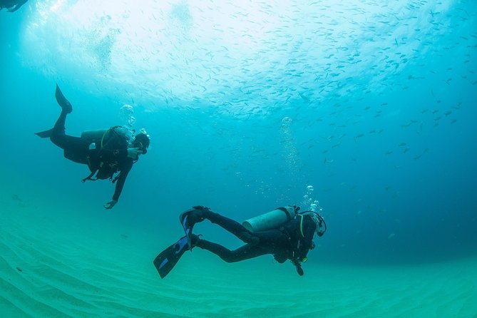 Learn to Scuba Dive in Cabo San Lucas with PADI - El Arco and the boat ride toward Cabo’s landmark