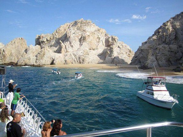 Los Cabos Beginner Scuba Dive Experience - The short classroom lesson that makes the water easier