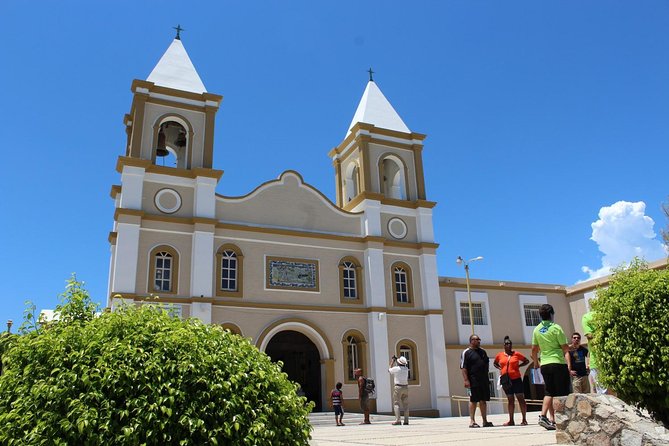 Los Cabos Deluxe City Tour: San Jose, San Lucas and The Arch - Guides make a real difference