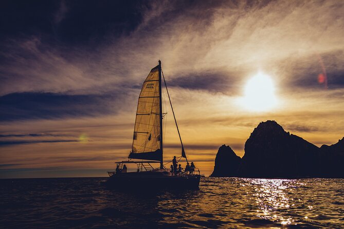 Los Cabos Luxury Sailing Sunset Tour - A quieter way to see Cabo’s famous arch