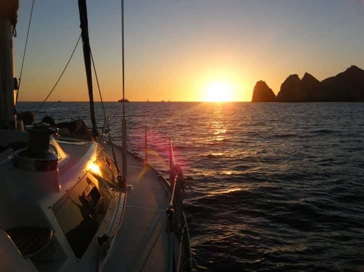 Los Cabos: Shared Sunset Sailing Cruise - Why a sunset sail works so well in Cabo