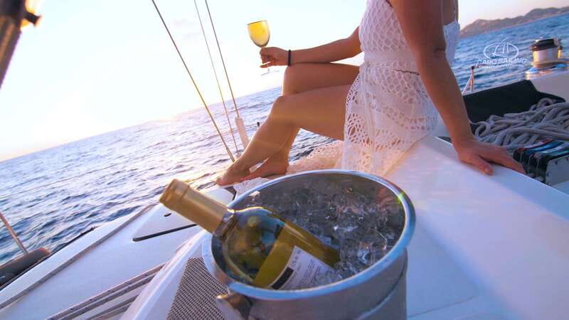 Los Cabos: Shared Sunset Sailing Cruise - Passing Lovers’ Beach, Land’s End, and the Arch