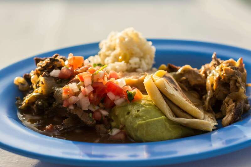Los Cabos: Sunset Fajitas Dinner Cruise on Cabo Escape - Booking, cancellation, and language details