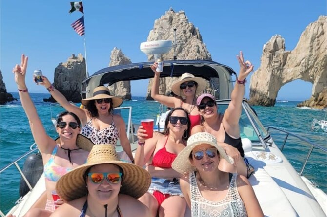 Los Cabos Yacht Adventure - Arch, Snorkel, Lunch, Drinks 1-18ppl - Lunch, ceviche, fajitas, and a full drink service