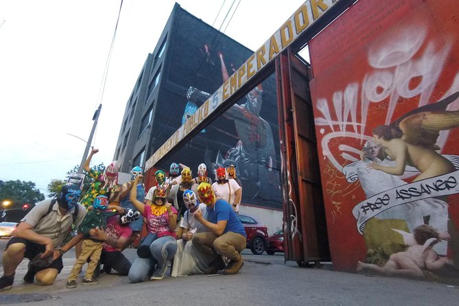 Lucha Libre Experience in Mexico City - Entering Arena México, the cathedral of the spectacle