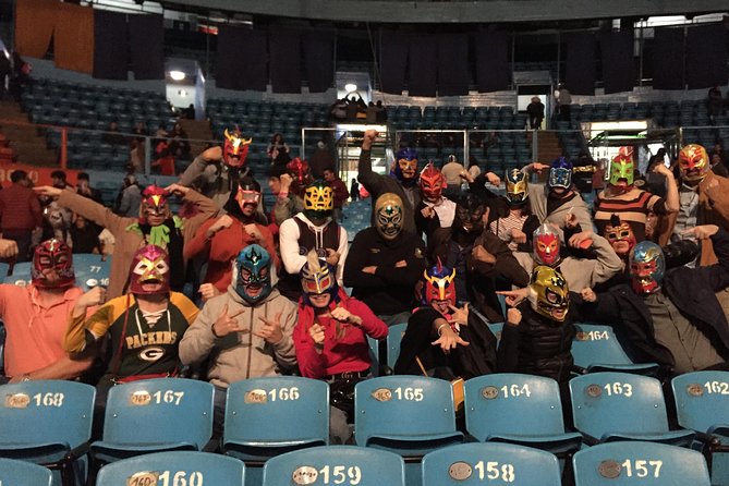 Lucha Libre Tour and Mezcal Tasting in Mexico City - Practical details for a smooth night