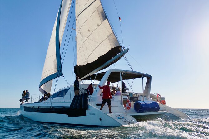 Luxury Sailing catamaran charter in Cabo San Lucas all inclusive - Pelican Rock and Balconcito Beach Add Variety