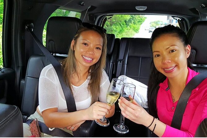 Luxury SUV arrivals from Cancun Airport one way - Waiting Rules, Flight Changes, and Lost Bags