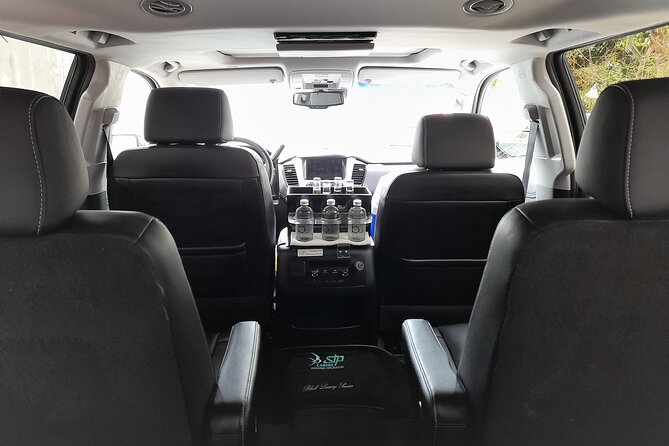 Luxury SUV arrivals from Cancun Airport one way - Families, Car Seats, and Group Size
