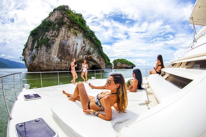 Luxury Yacht & Snorkel with All inclusive Open bar and lunch - Who will enjoy this Puerto Vallarta outing?