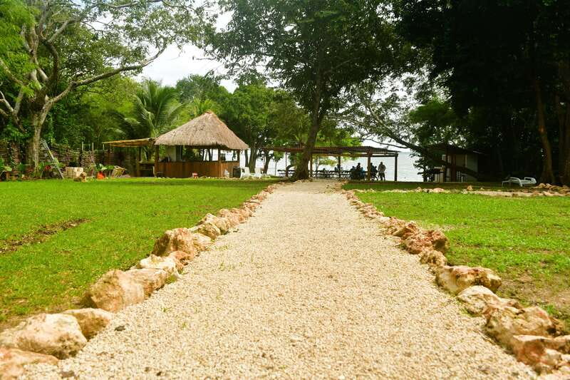 Mahahual: Chacchoben Mayan Ruins and Seven Color Lagoon Trip - Who will enjoy this day most?