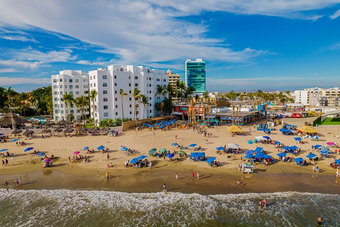Mazatlan City Sightseeing Tour with Shopping Time and Lunch - Punta de Clavadistas and the cliffside spectacle