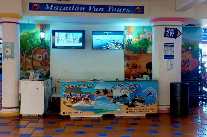 Mazatlan City Sightseeing Tour with Shopping Time and Lunch - Transport, pickup, and cruise-port planning