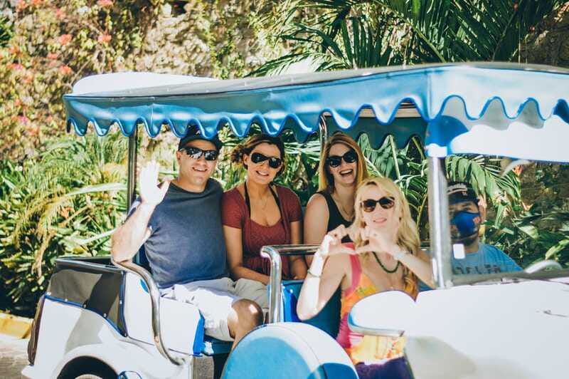 Mazatlan: City Tour in a Traditional "Pulmonia" Open-Air Car - The historic center: Machado, theater, and cathedral