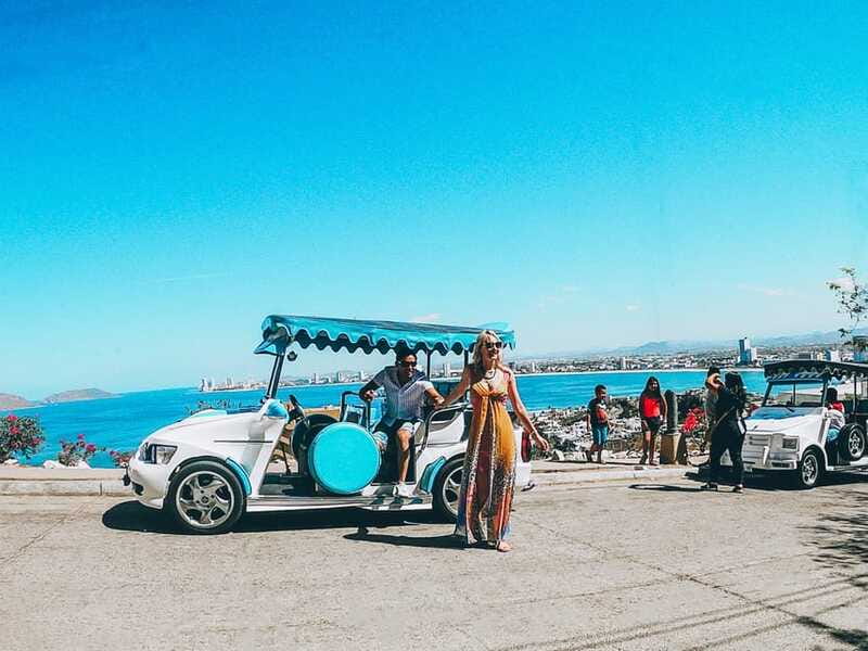 Mazatlan: City Tour in a Traditional "Pulmonia" Open-Air Car - The market stop for everyday Mazatlan