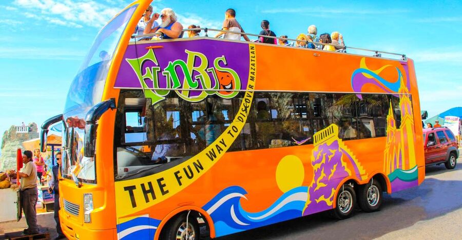 Mazatlán: Double-Decker Bus, Cliff Diving & Walking Tour - Key points at a glance