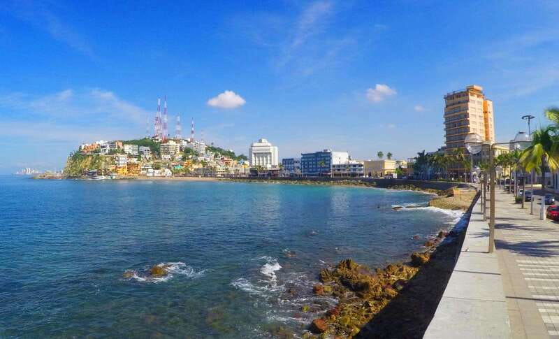 Mazatlan: Old Town Sightseeing and Golden Zone - Who should book this experience?