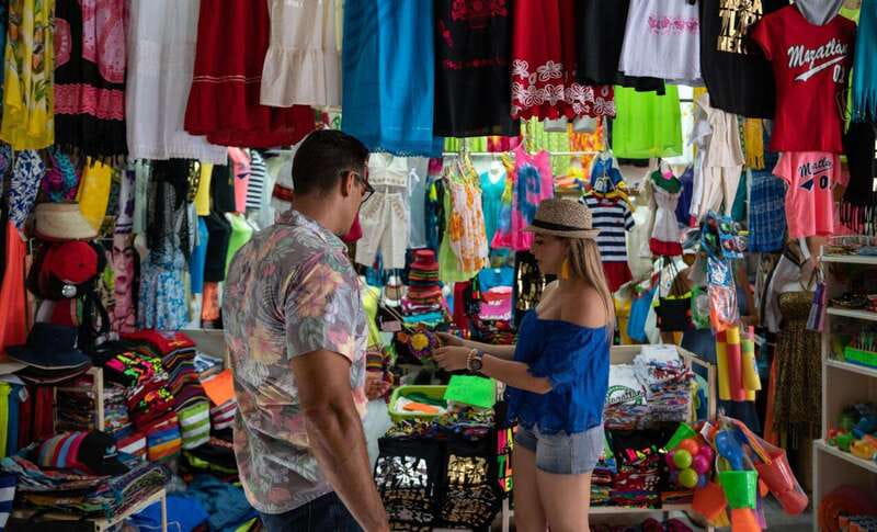Mazatlan: Old Town Sightseeing and Golden Zone - Follow the waterfront along Paseo Claussen