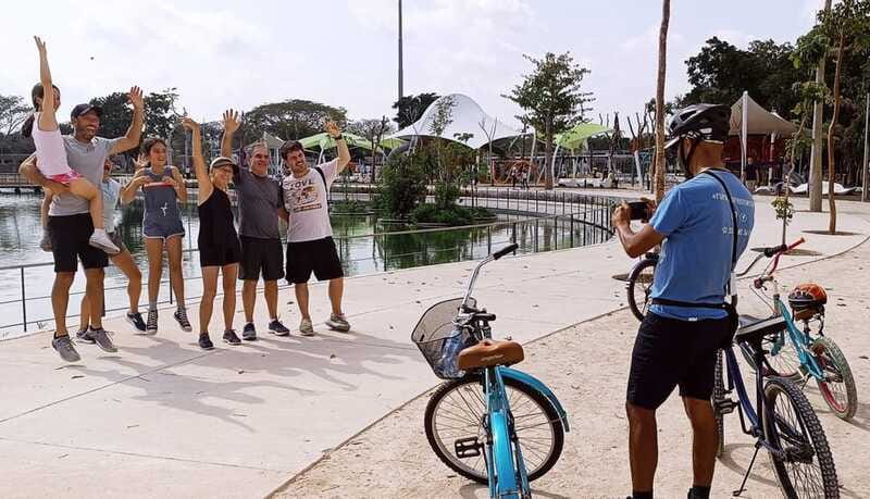 Mérida: Montejo Boulevard and Historic Center bike tour - Pace, heat, traffic, and bicycle quality